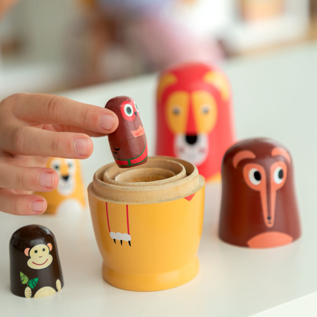 Poupée russe en bois avec figurines d'animaux Funimals InnovaGoods 11 Pièces